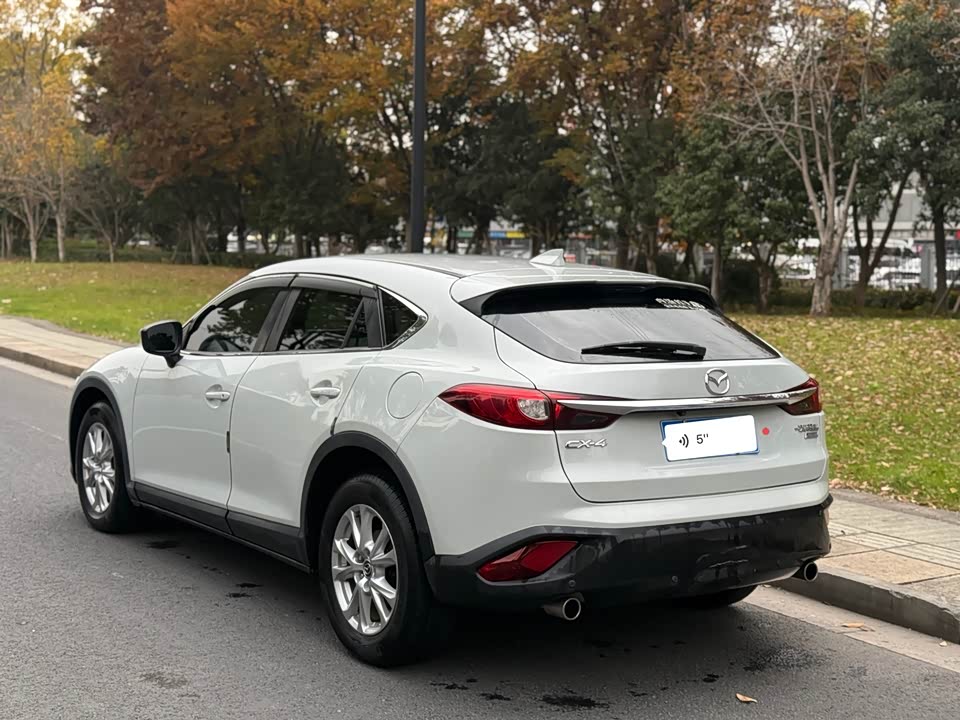 Mazda CX-4