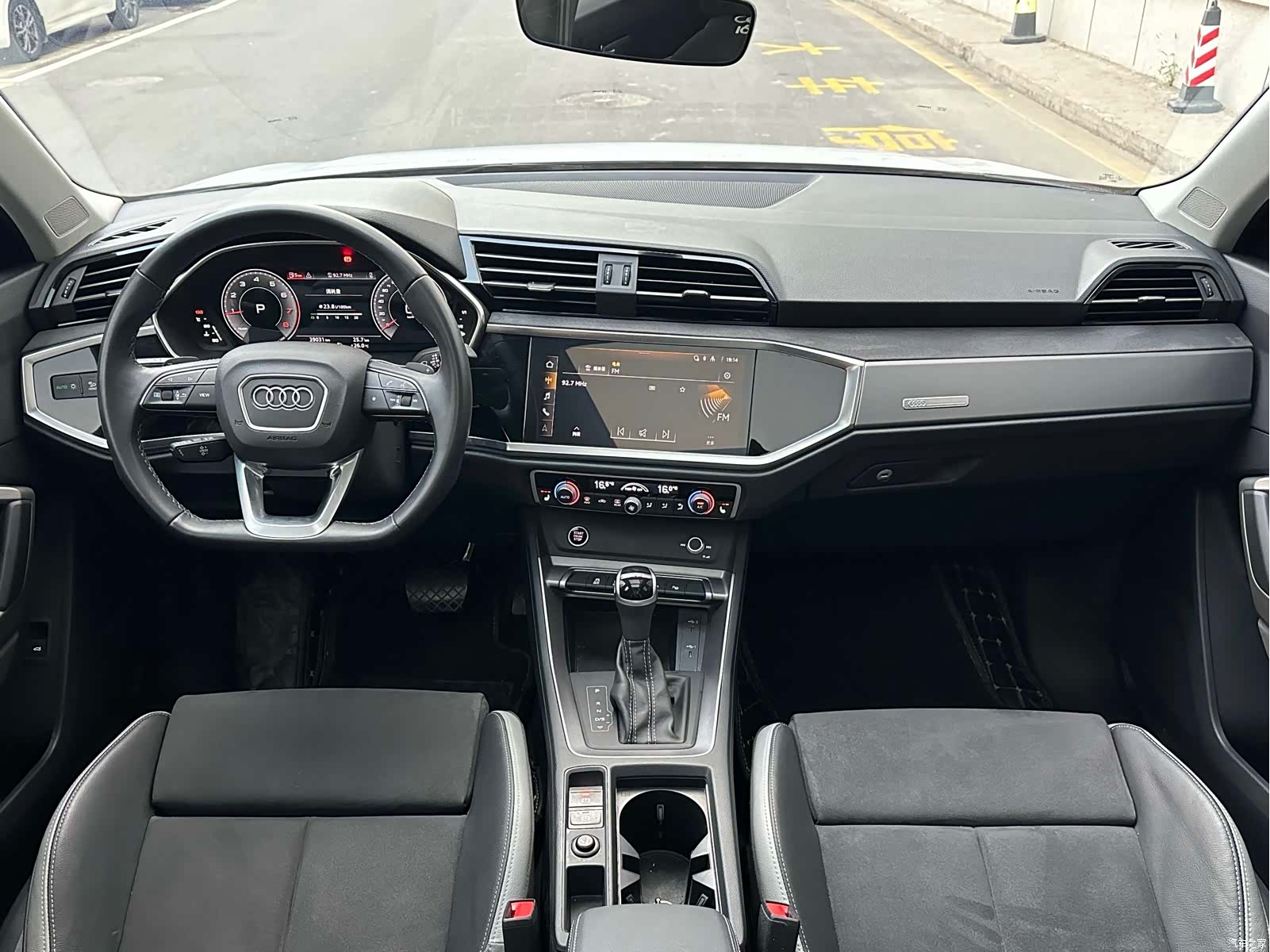 Audi Q3, 2023 15