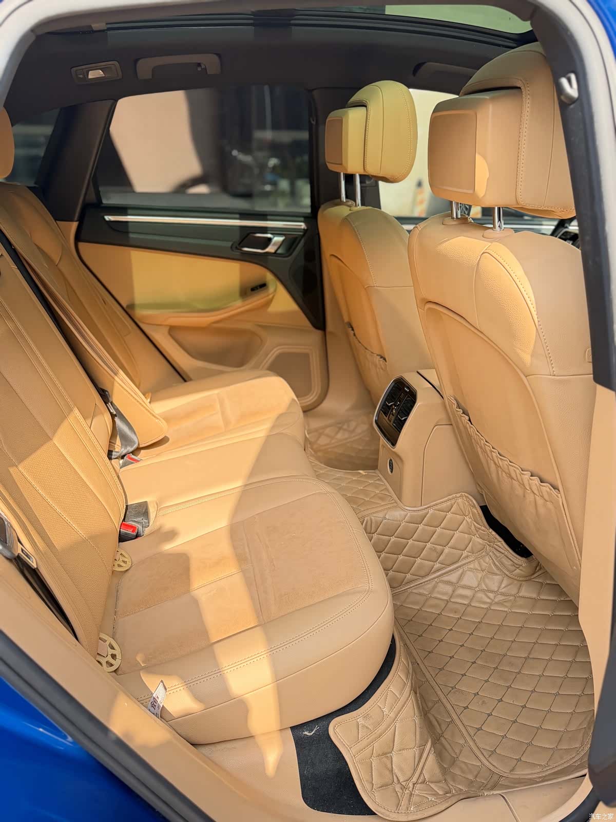 Porsche Macan, 2016 все фото