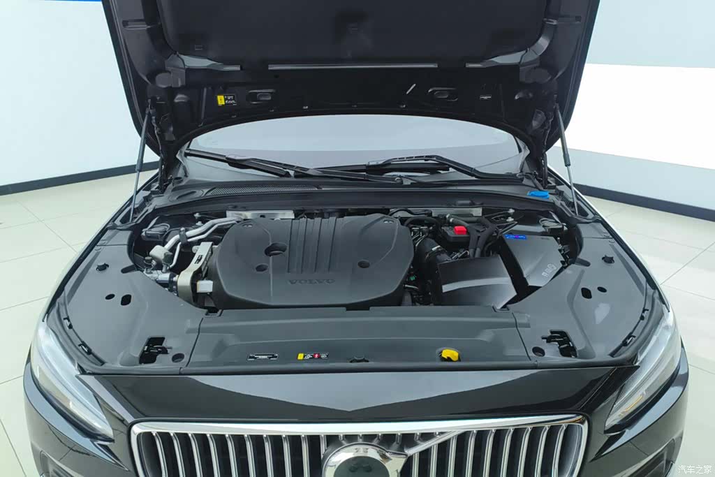 Volvo S90, 2024 10