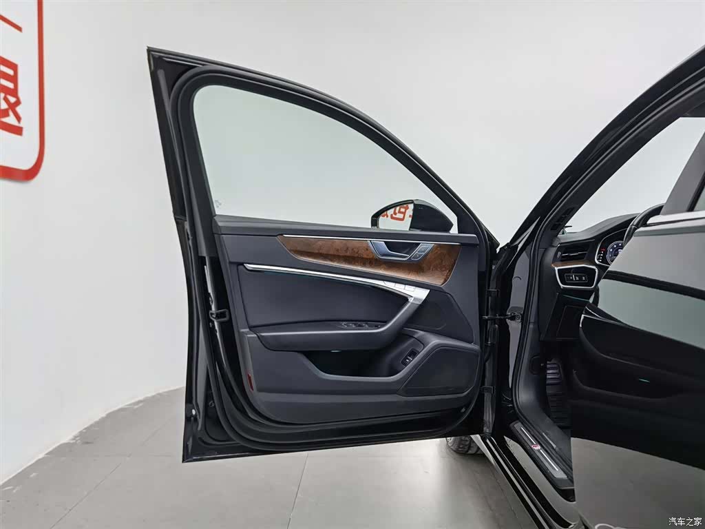 Audi A6L, 2022 8