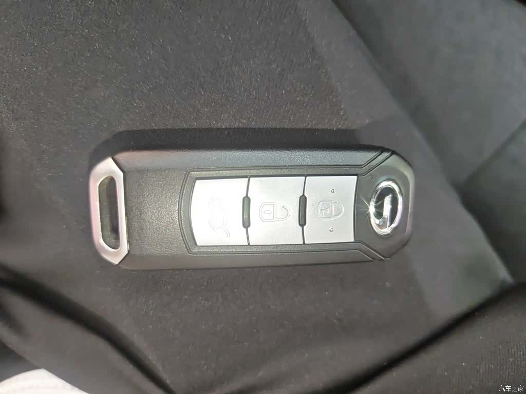 GAC GS4, 2017 12