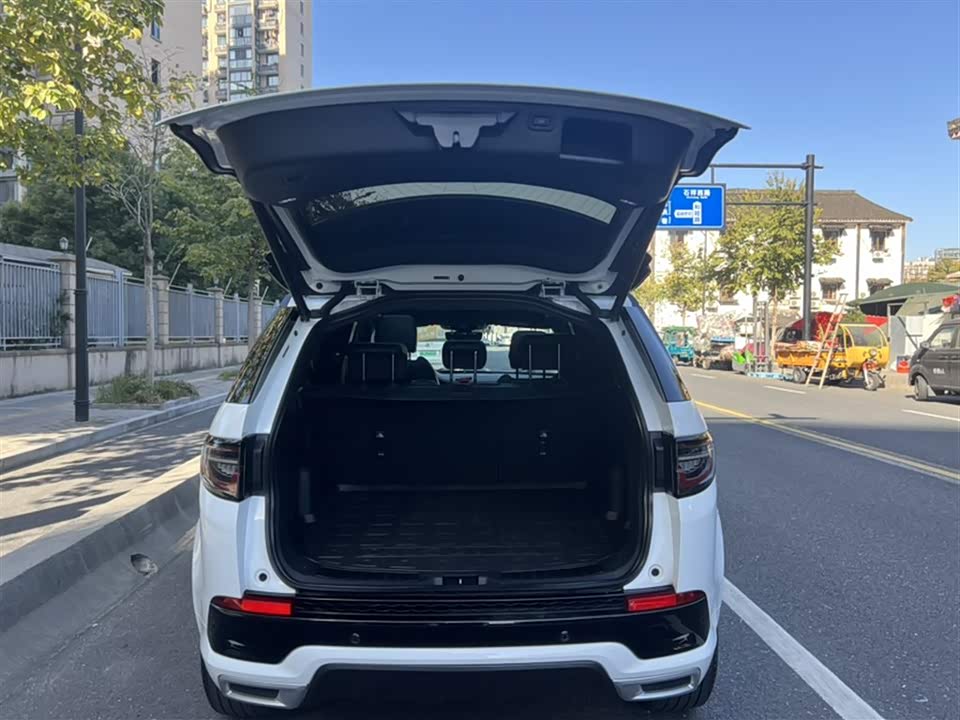 Land Rover Discover sports