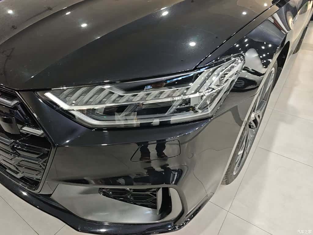 Audi A7L, 2025 24