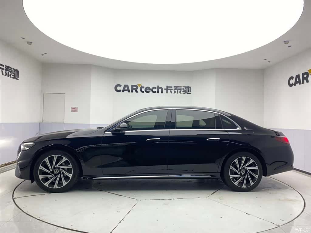 Mercedes-Benz E-Class, 2024 8