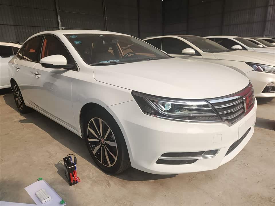 Roewe i6