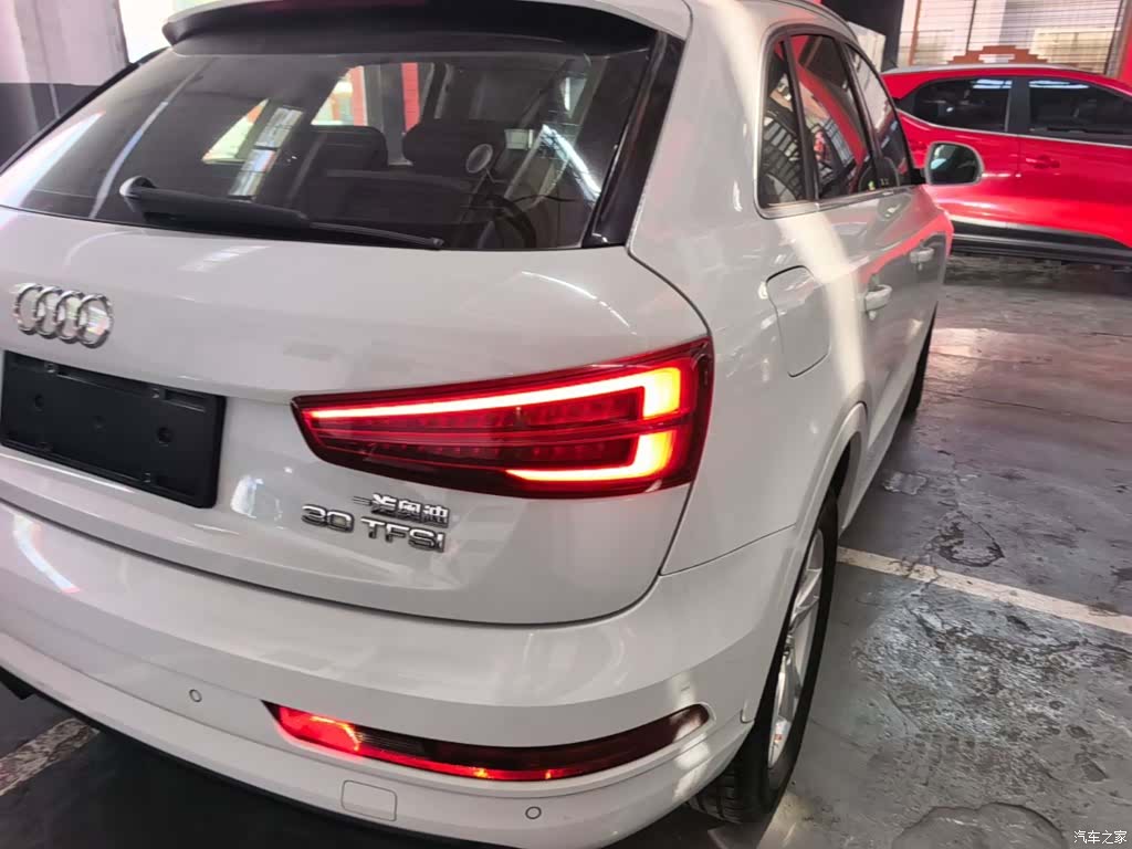 Audi Q3, 2019 8