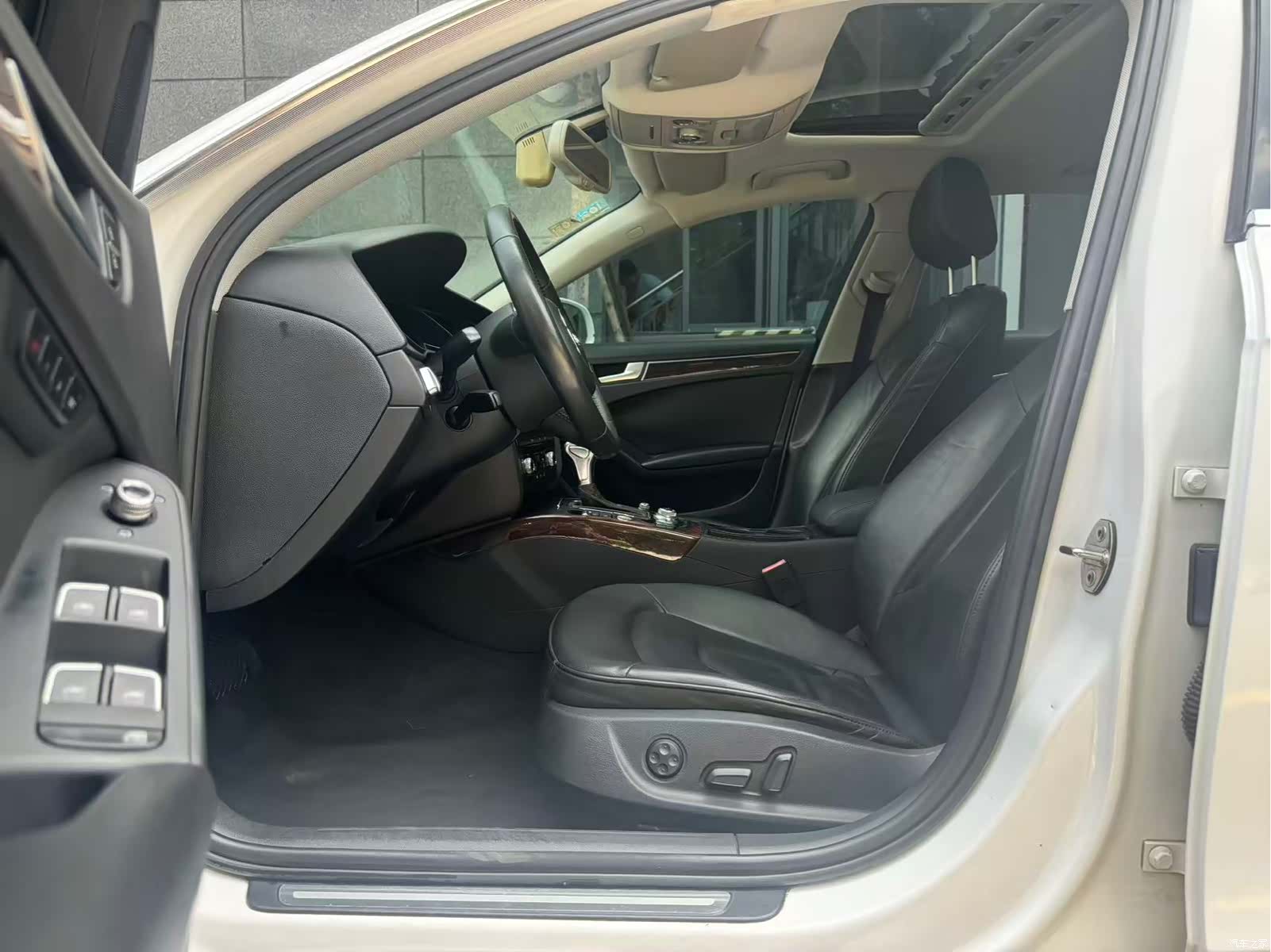 Audi A4L, 2012 8