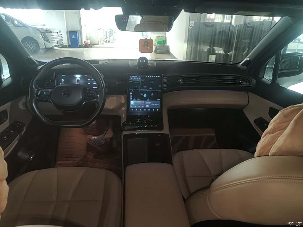 NIO ES8, 2020 10