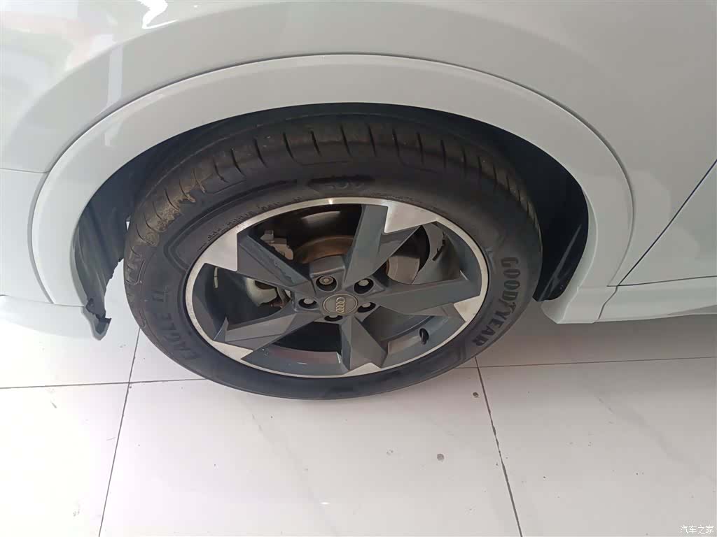 Audi Q3, 2019 23