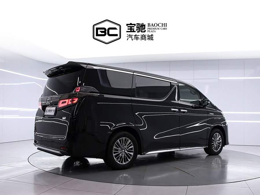 Toyota Vellfire 2023, фото 3