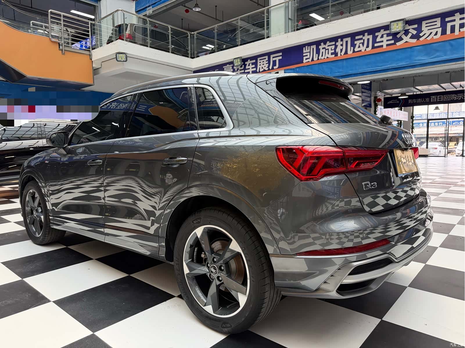 Audi Q3, 2022 все фото