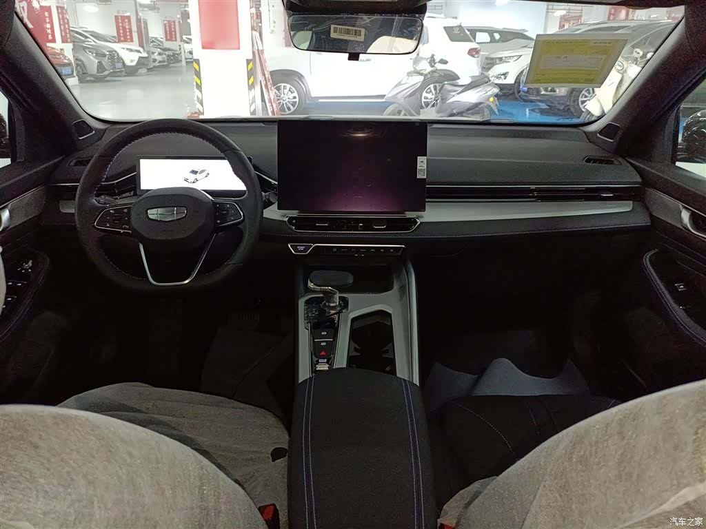 Geely Preface, 2025 6