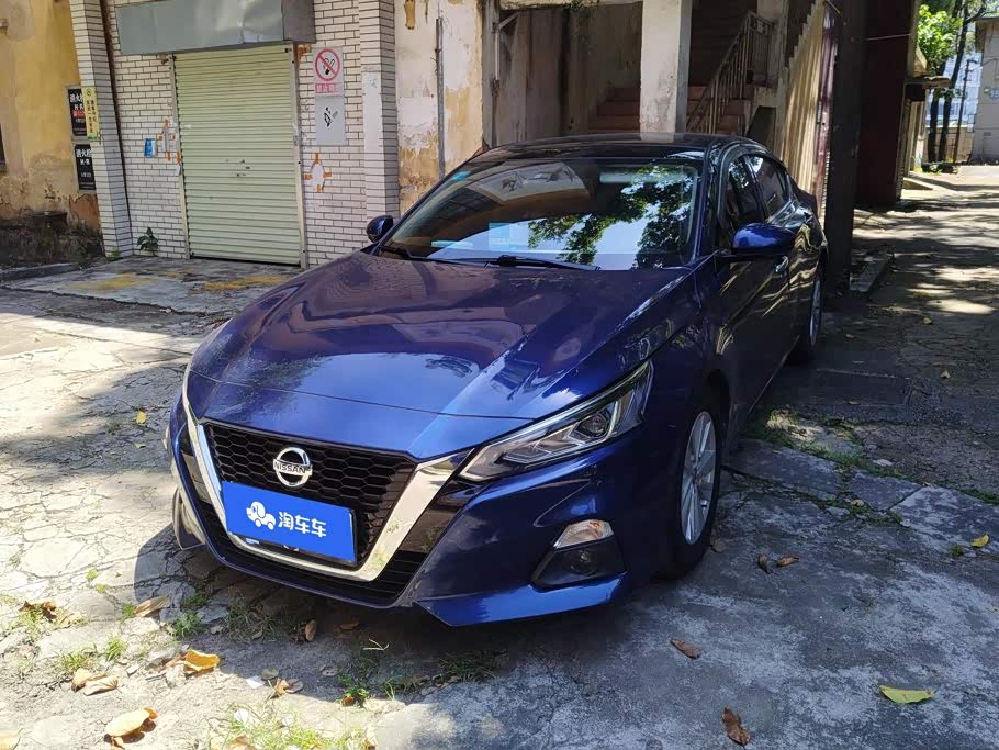 Nissan Altima