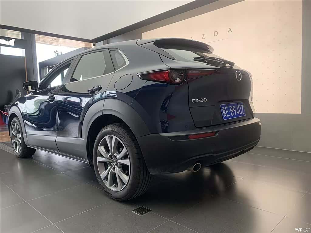 Mazda CX-30, 2021 3