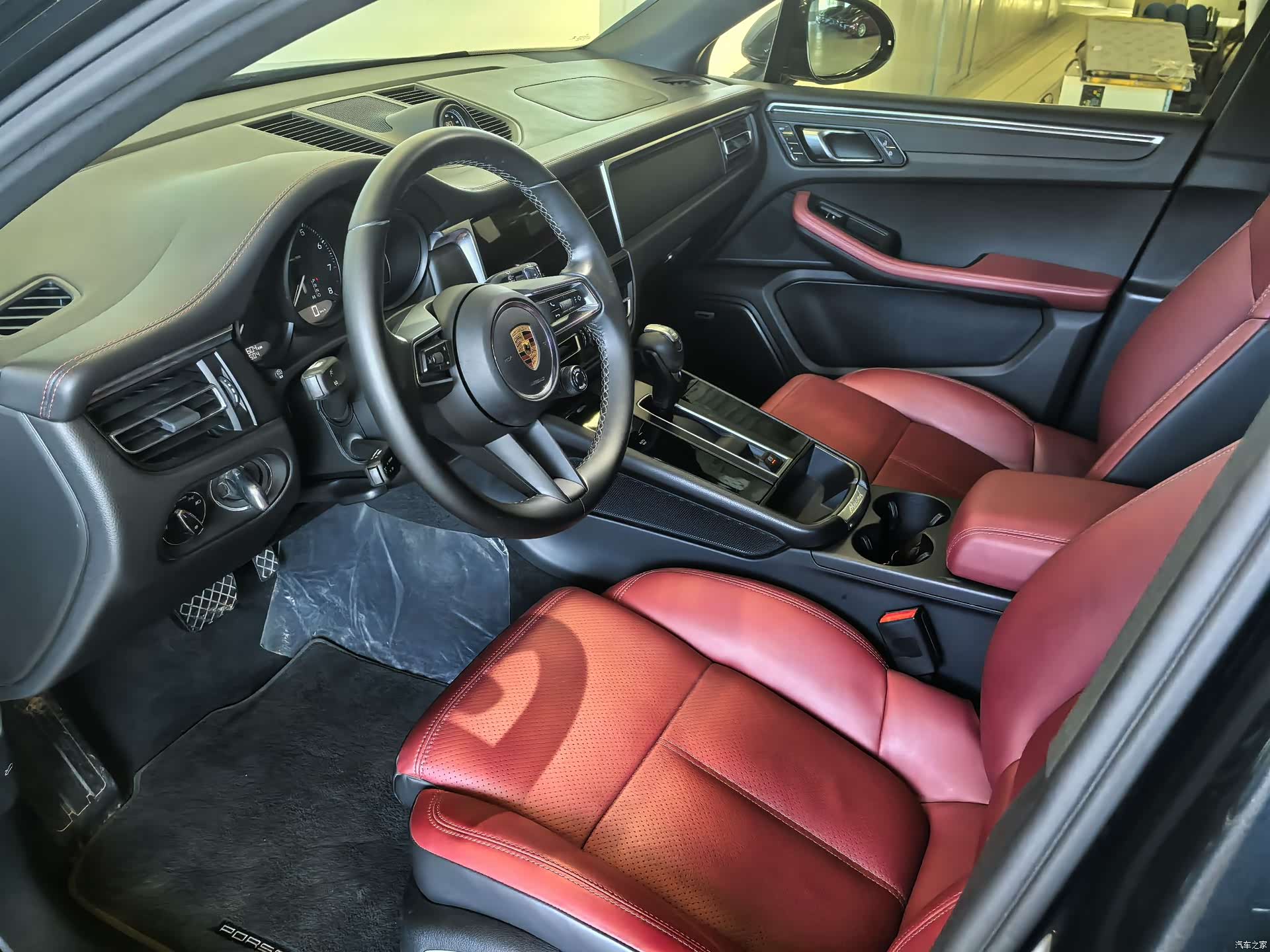 Porsche Macan, 2022 7