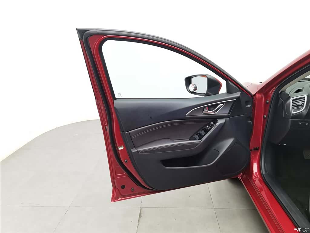 Mazda Mazda3, 2019 8