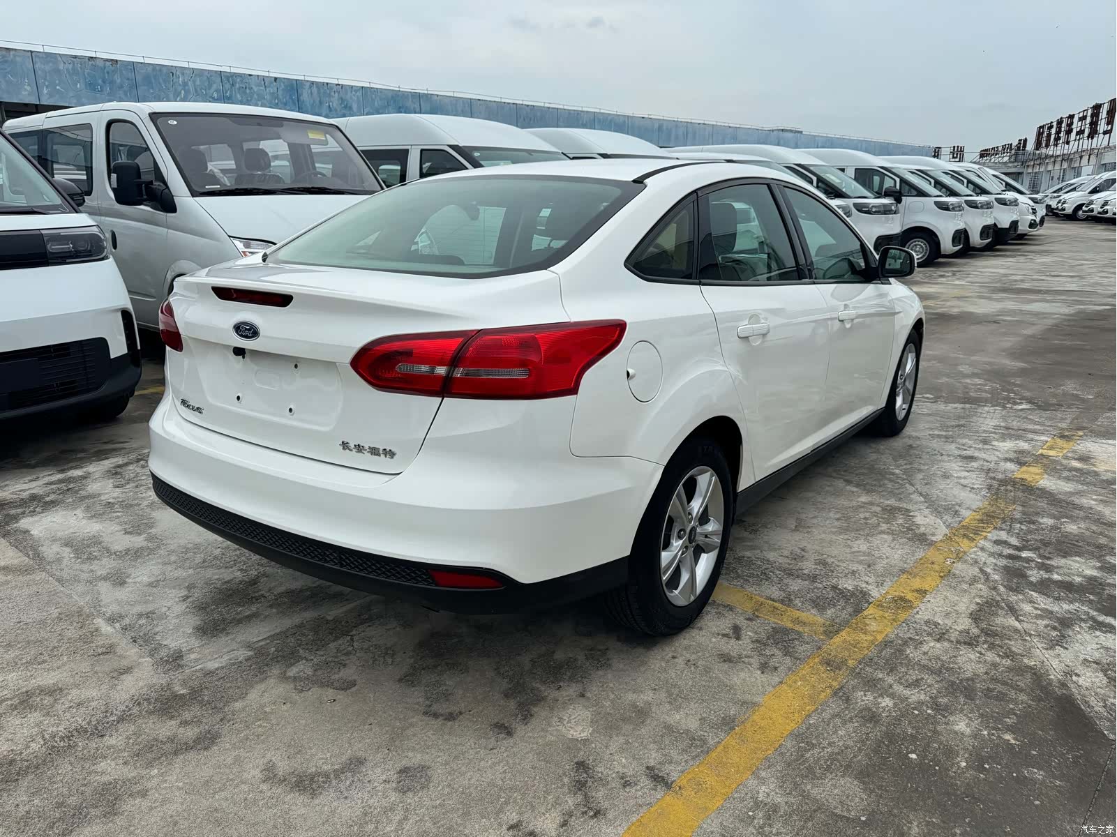 Ford Focus, 2016 9