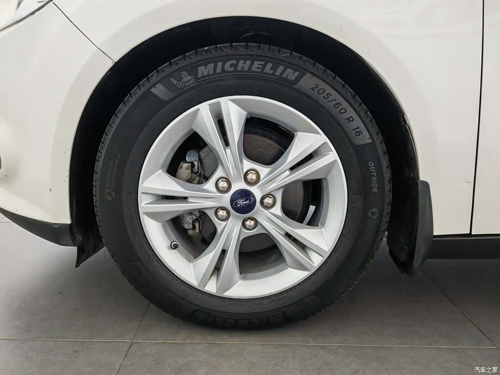 Ford Focus, 2014 17