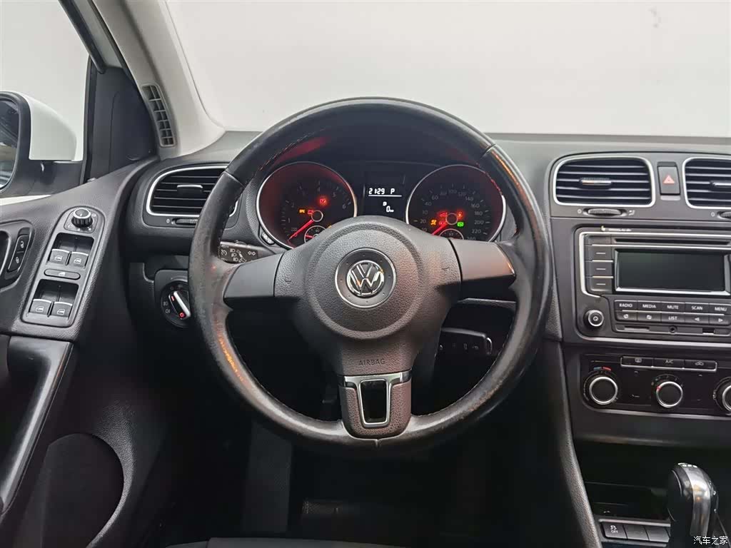 Volkswagen Golf, 2013 11