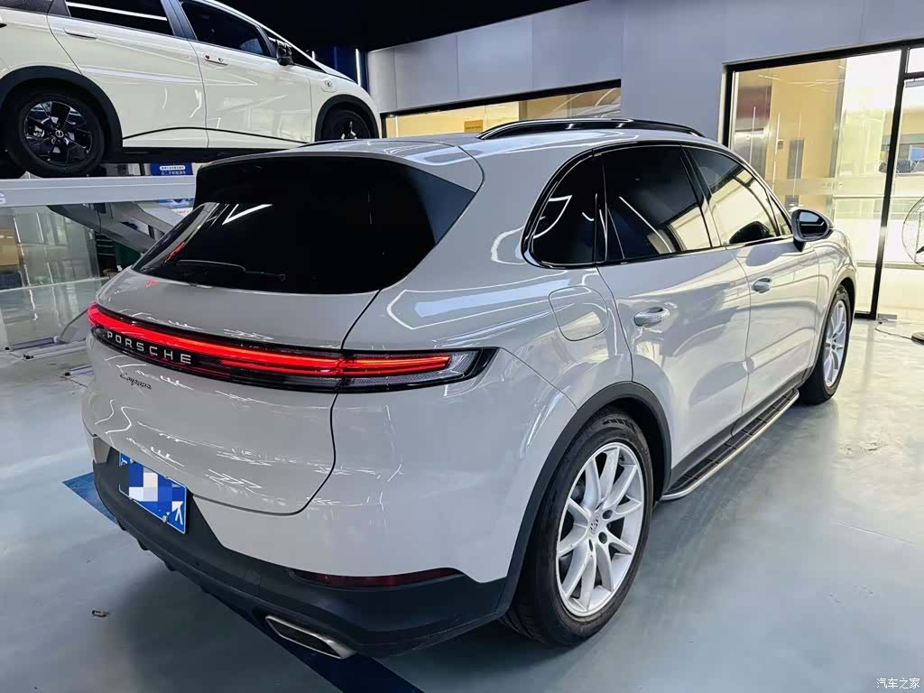 Porsche Cayenne, 2023 4