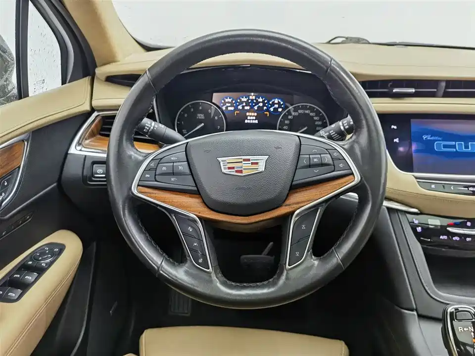 Cadillac XT5