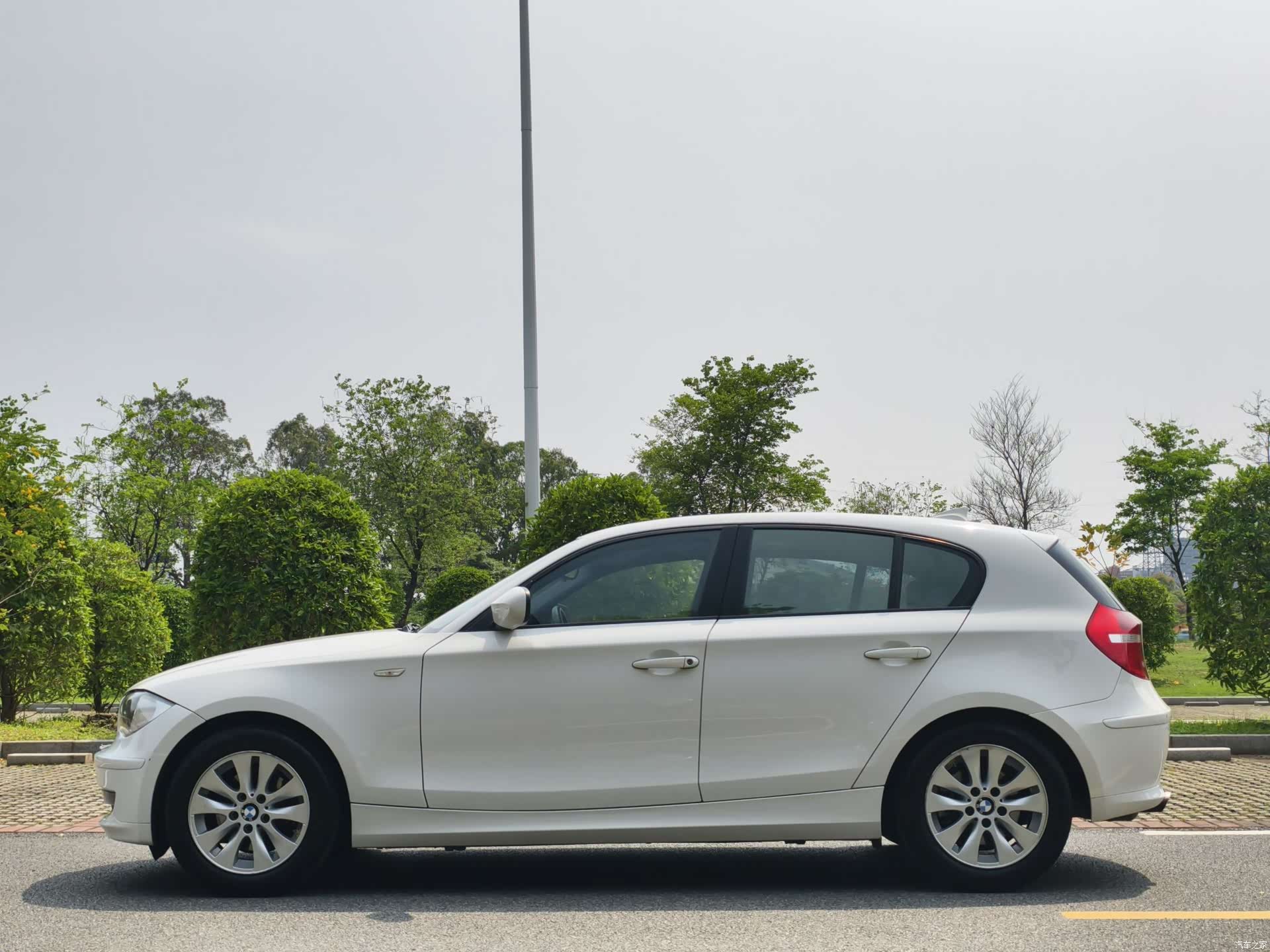 BMW 1 Series, 2011 8