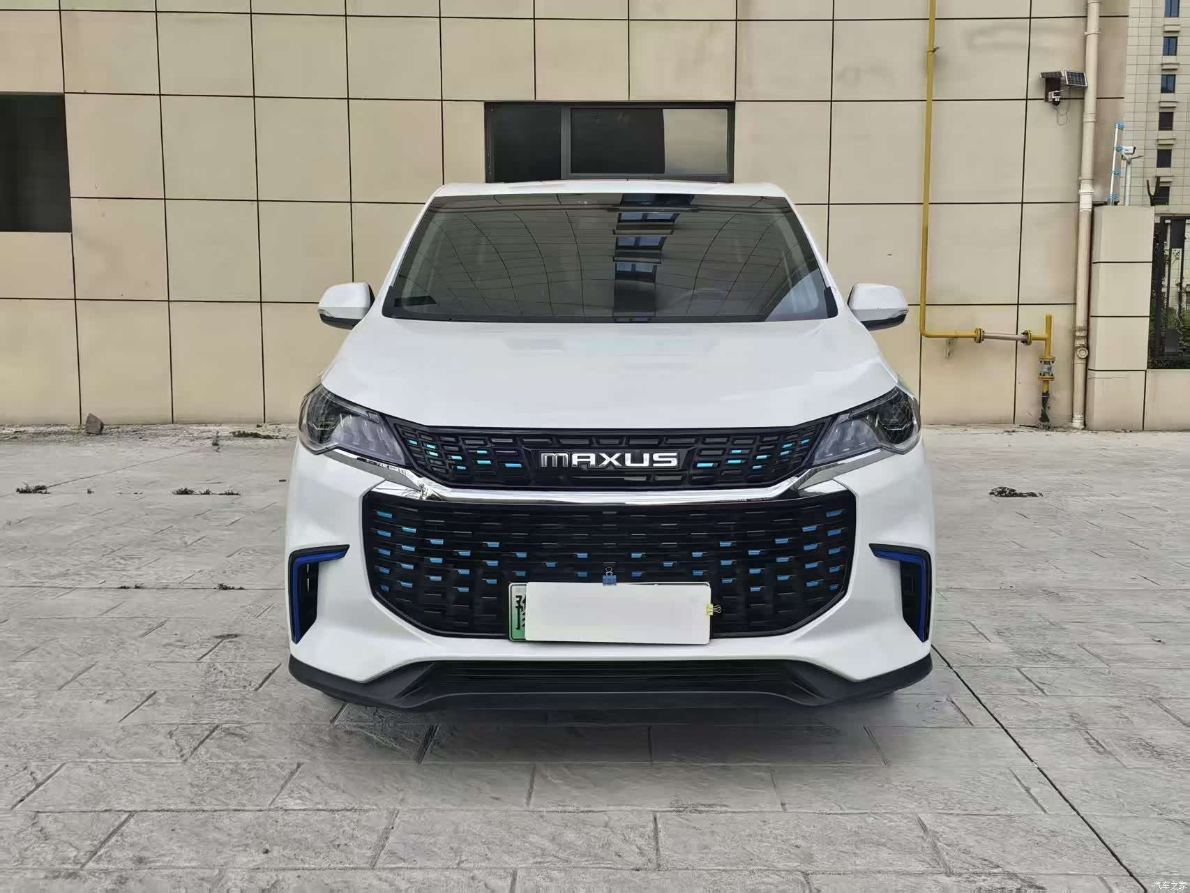 Maxus EUNIQ, 2022 2