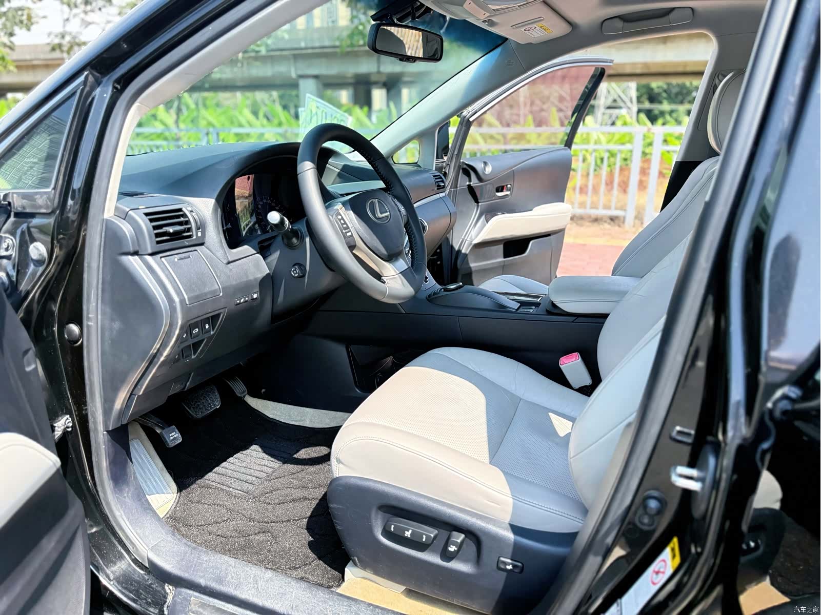 Lexus RX, 2013 4