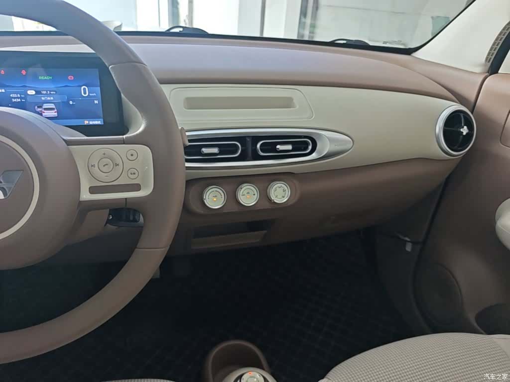 Wuling MINIEV, 2025 13