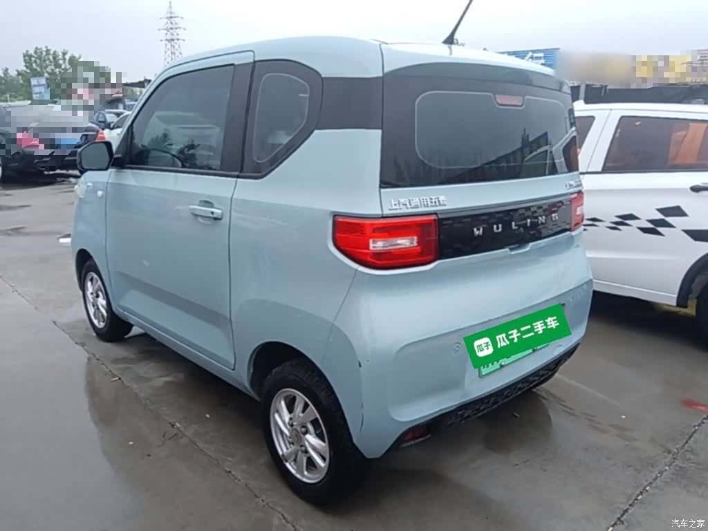 Wuling MINIEV, 2020 все фото