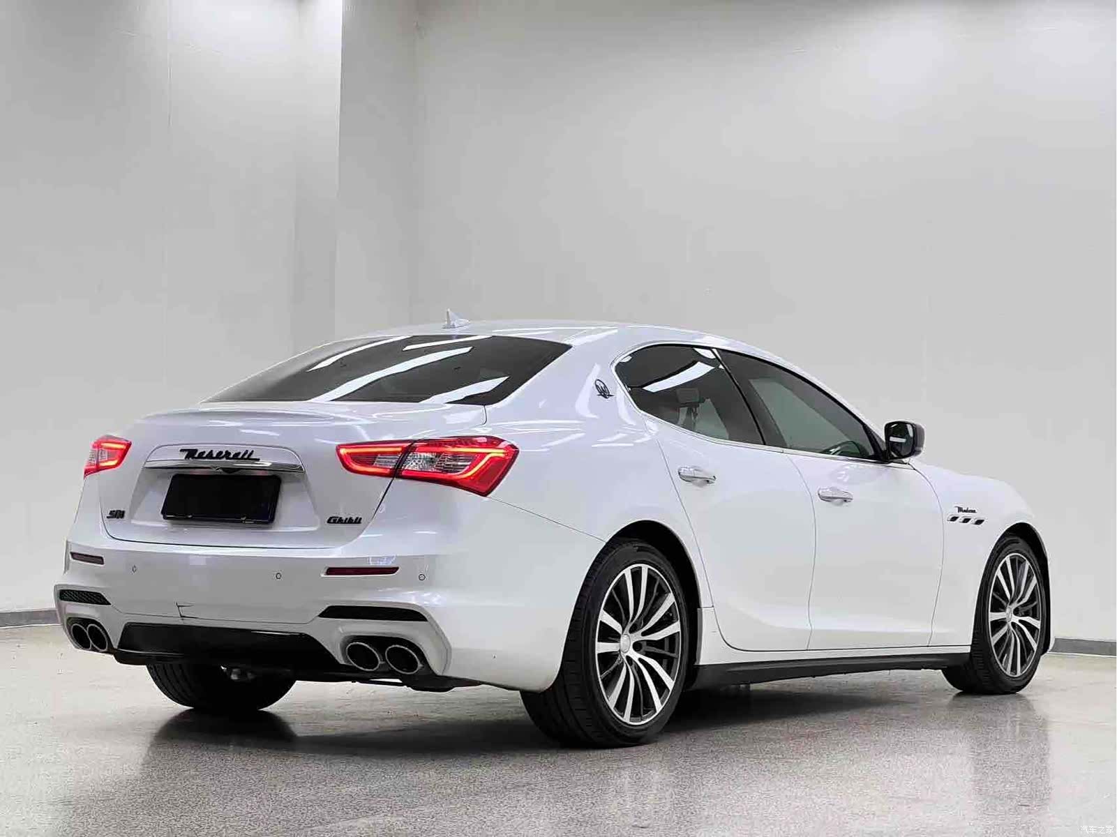 Maserati Ghibli, 2016 26