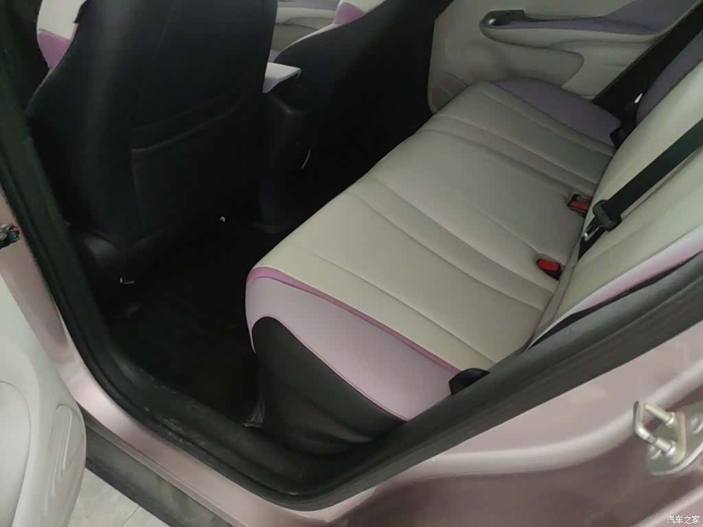BYD Dolphin, 2022 17