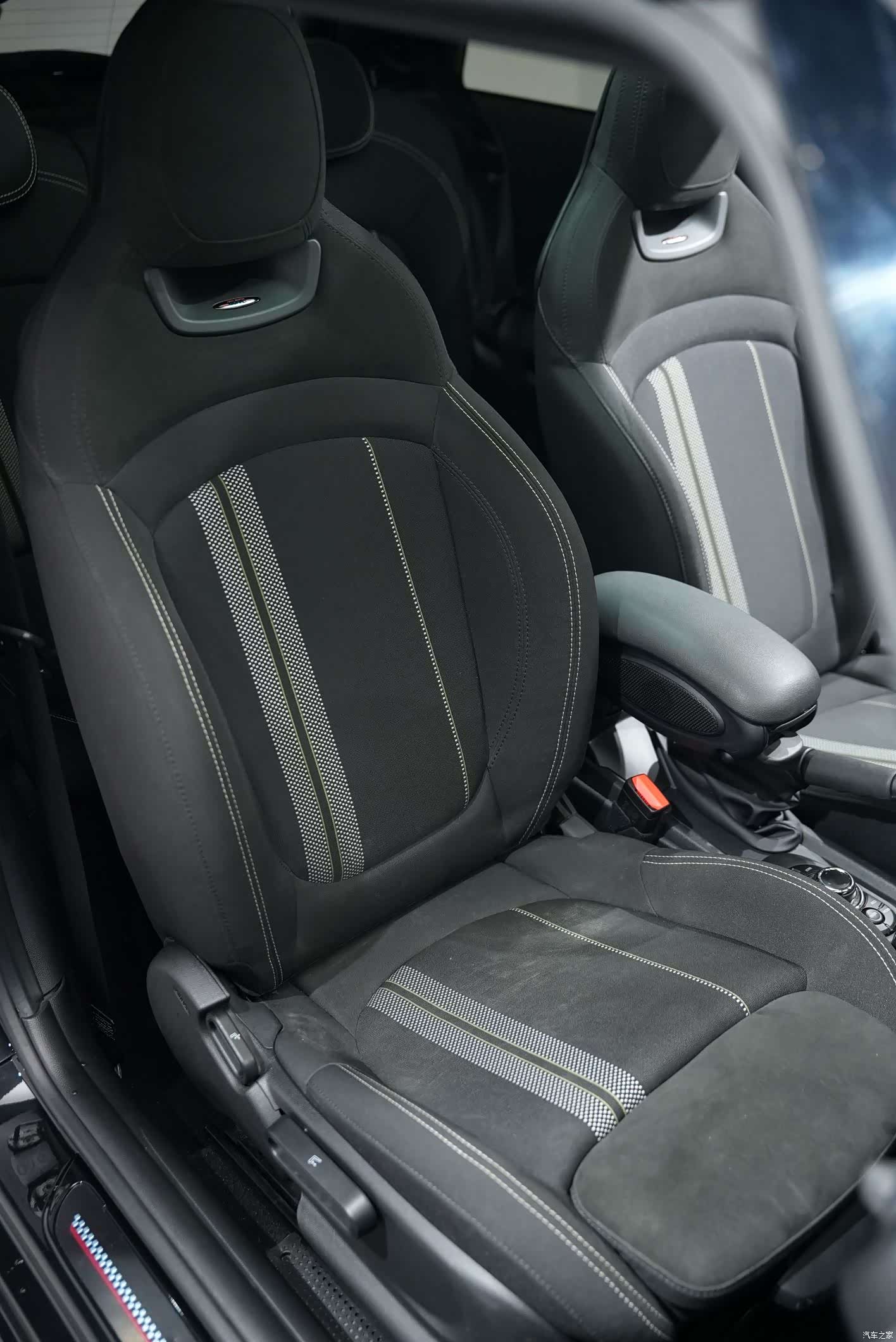 Mini Cooper, 2022 13