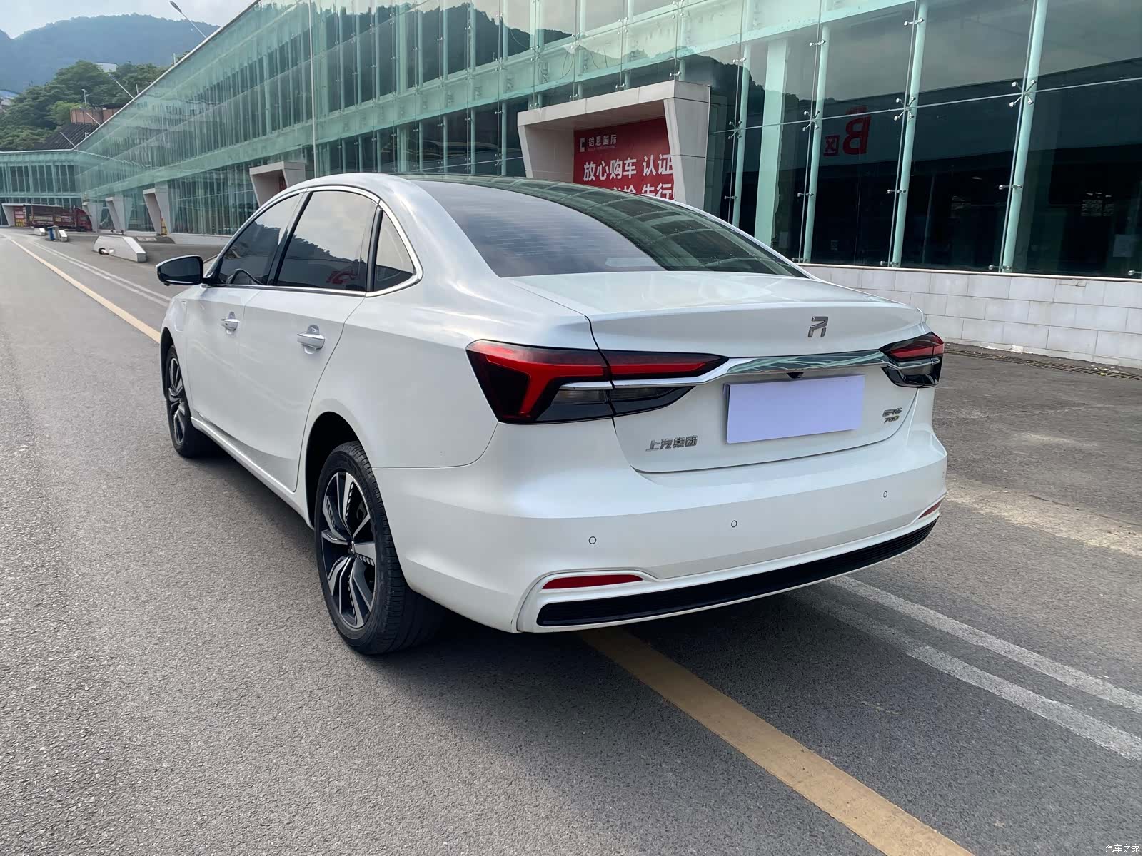 Rising Auto ER6, 2021 9