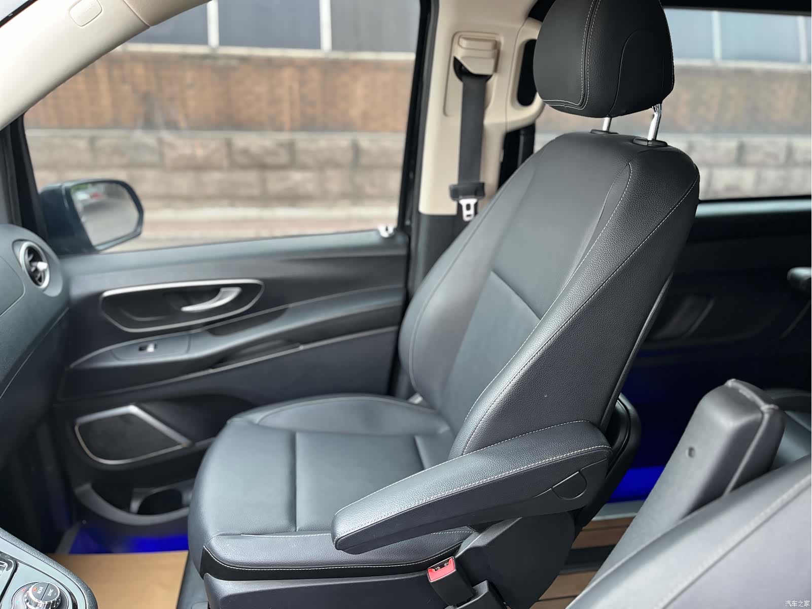 Mercedes-Benz V, 2018 9