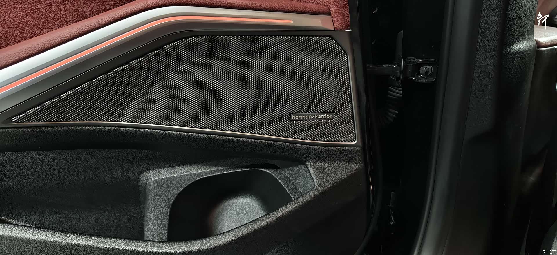 BMW 3 Series, 2023 11