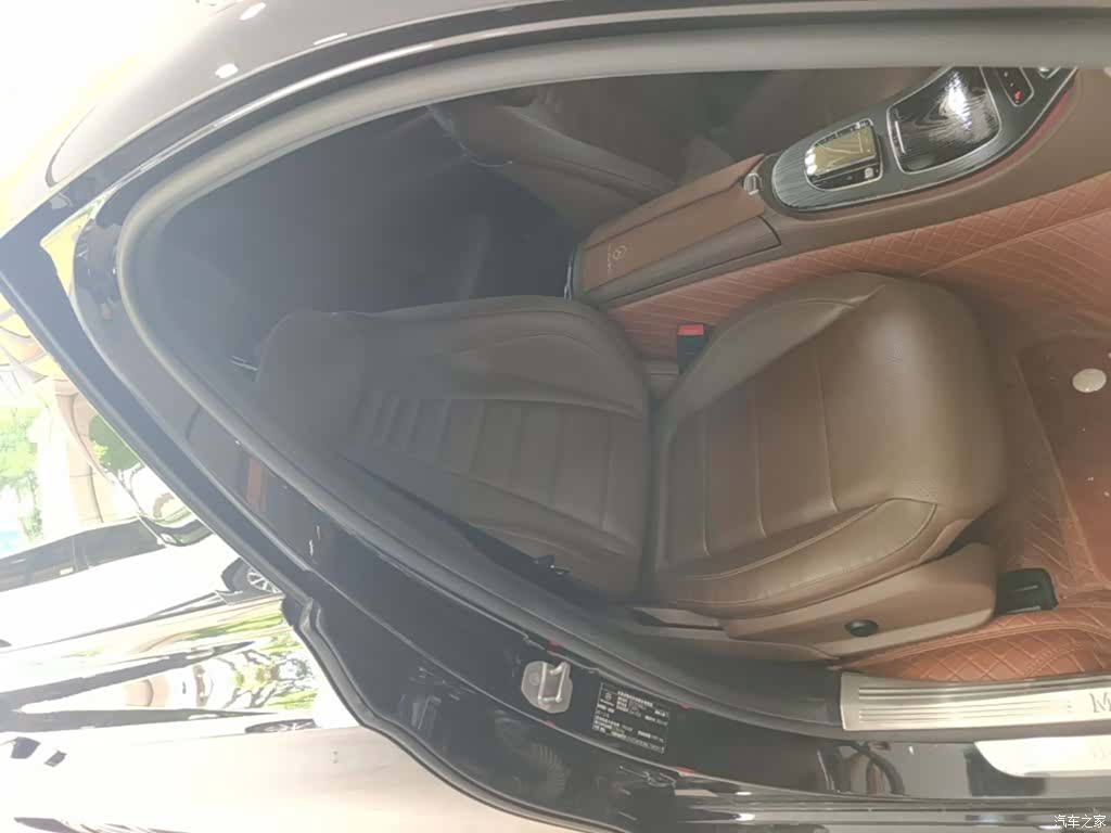 Mercedes-Benz E-Class, 2021 25