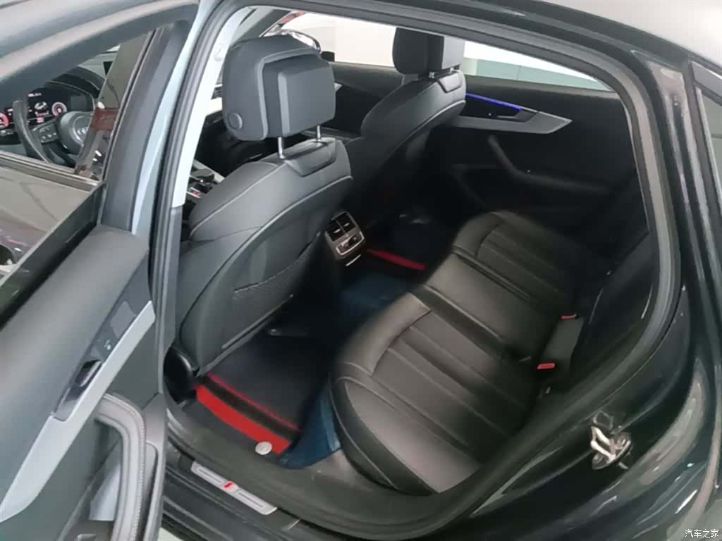 Audi A4L, 2023 17