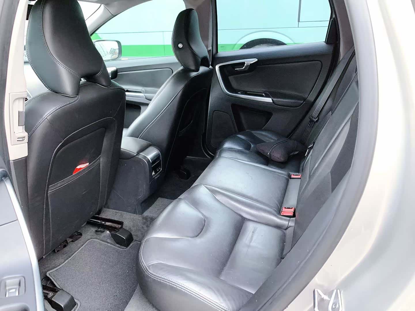 Volvo XC60, 2017 все фото