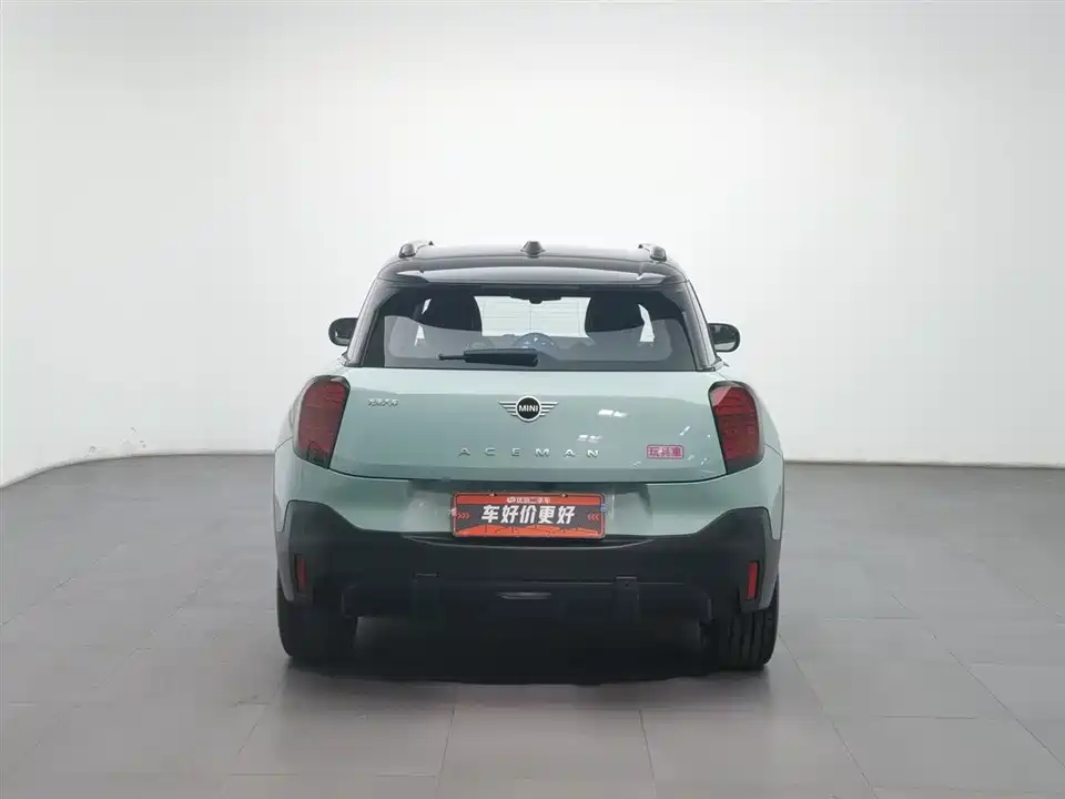 MINI Electric ACEMAN