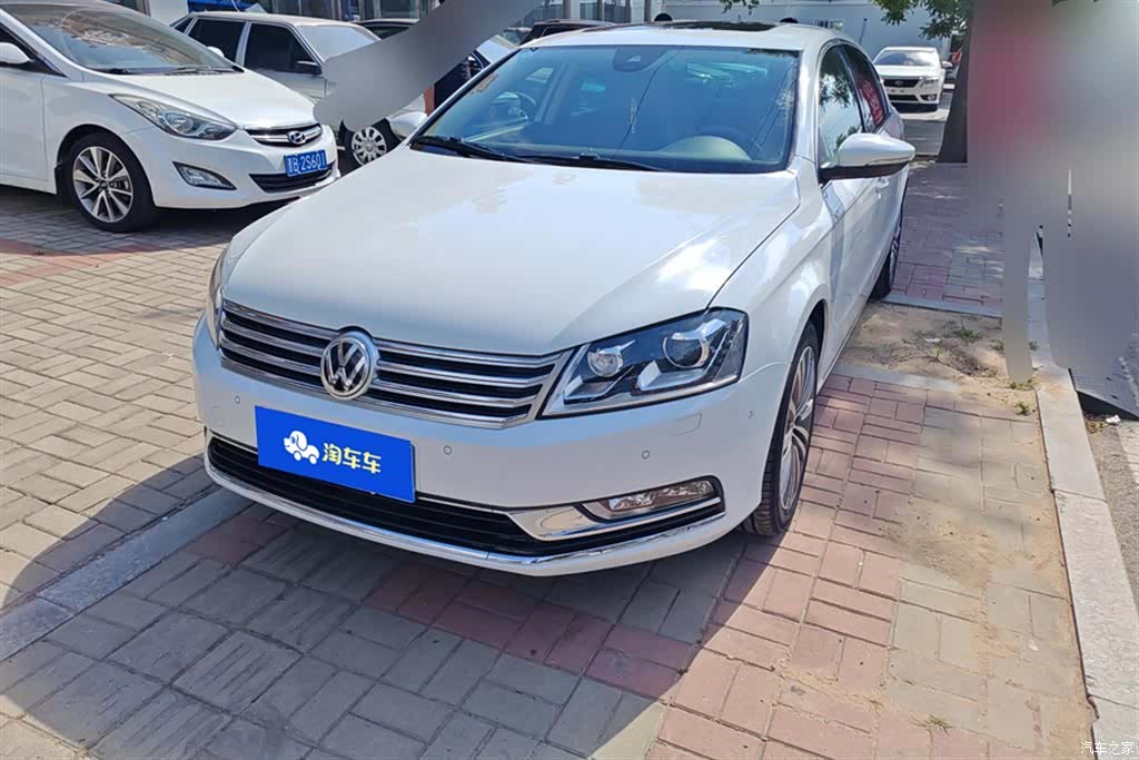 Volkswagen Magotan, 2015 1