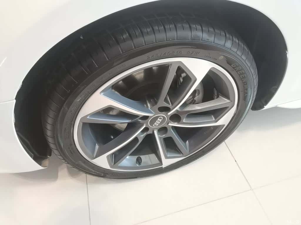 Audi A4L, 2024 23
