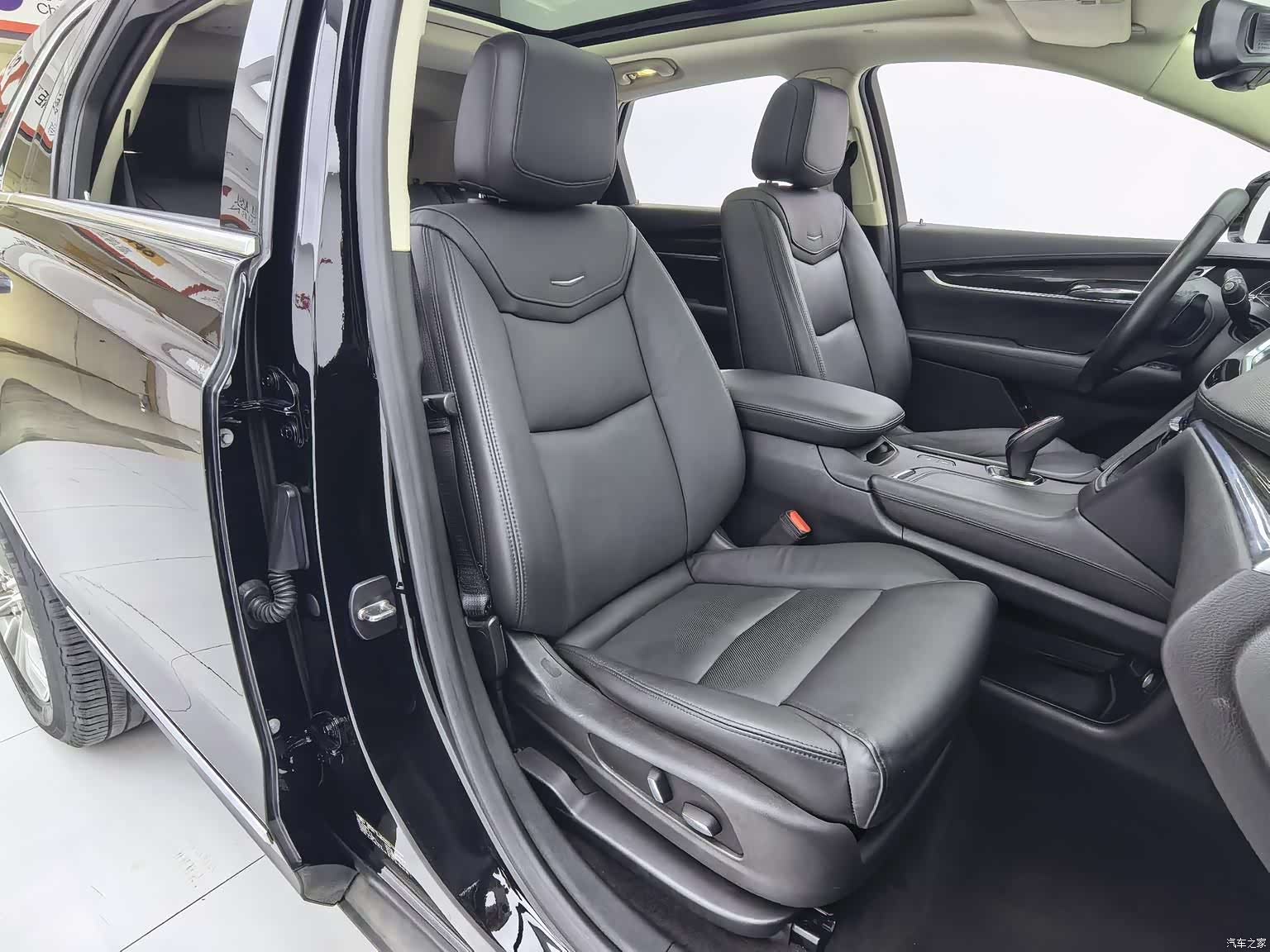 Cadillac XT5, 2017 13