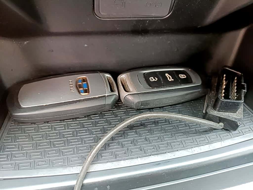 Geely X6, 2018 9