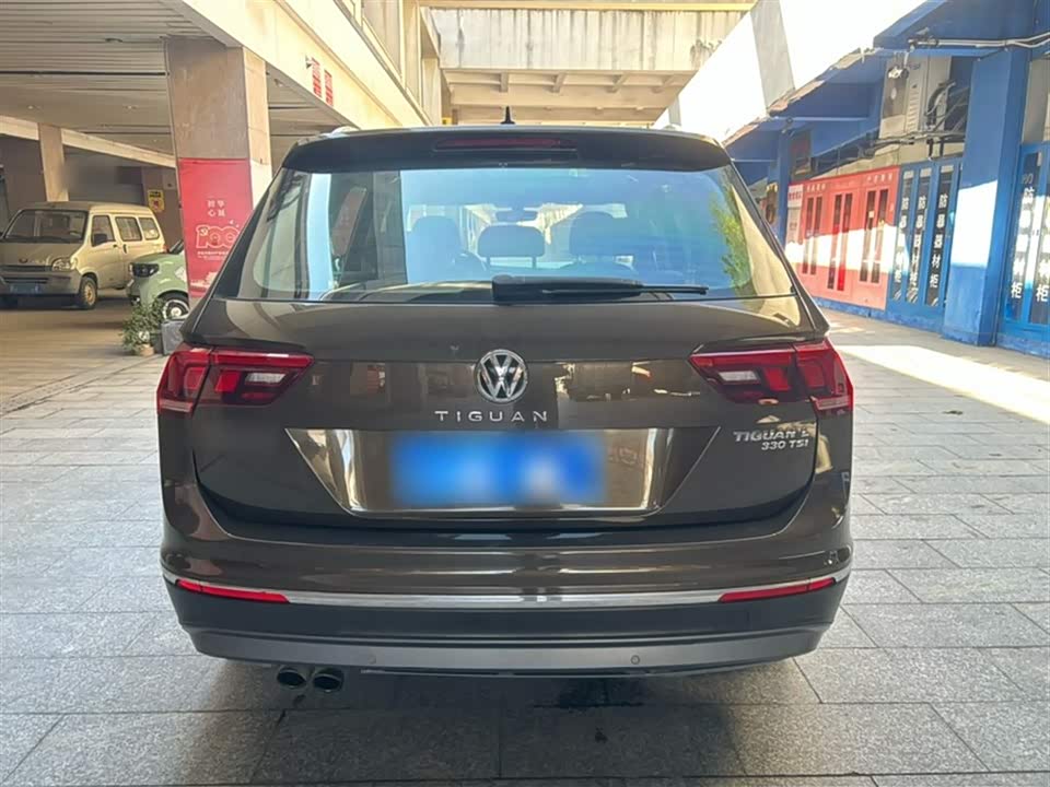 Volkswagen Tiguan L