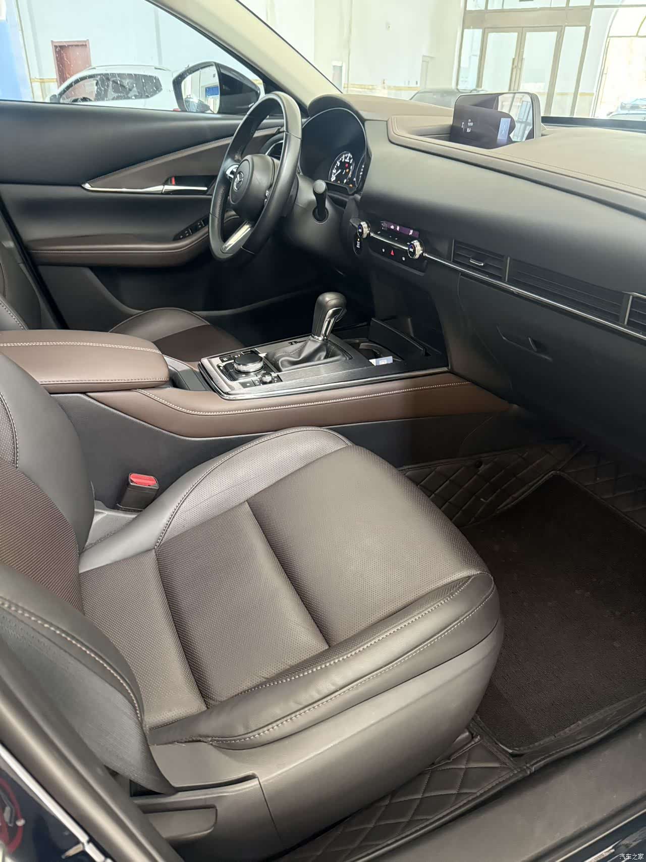Mazda CX-30, 2022 8