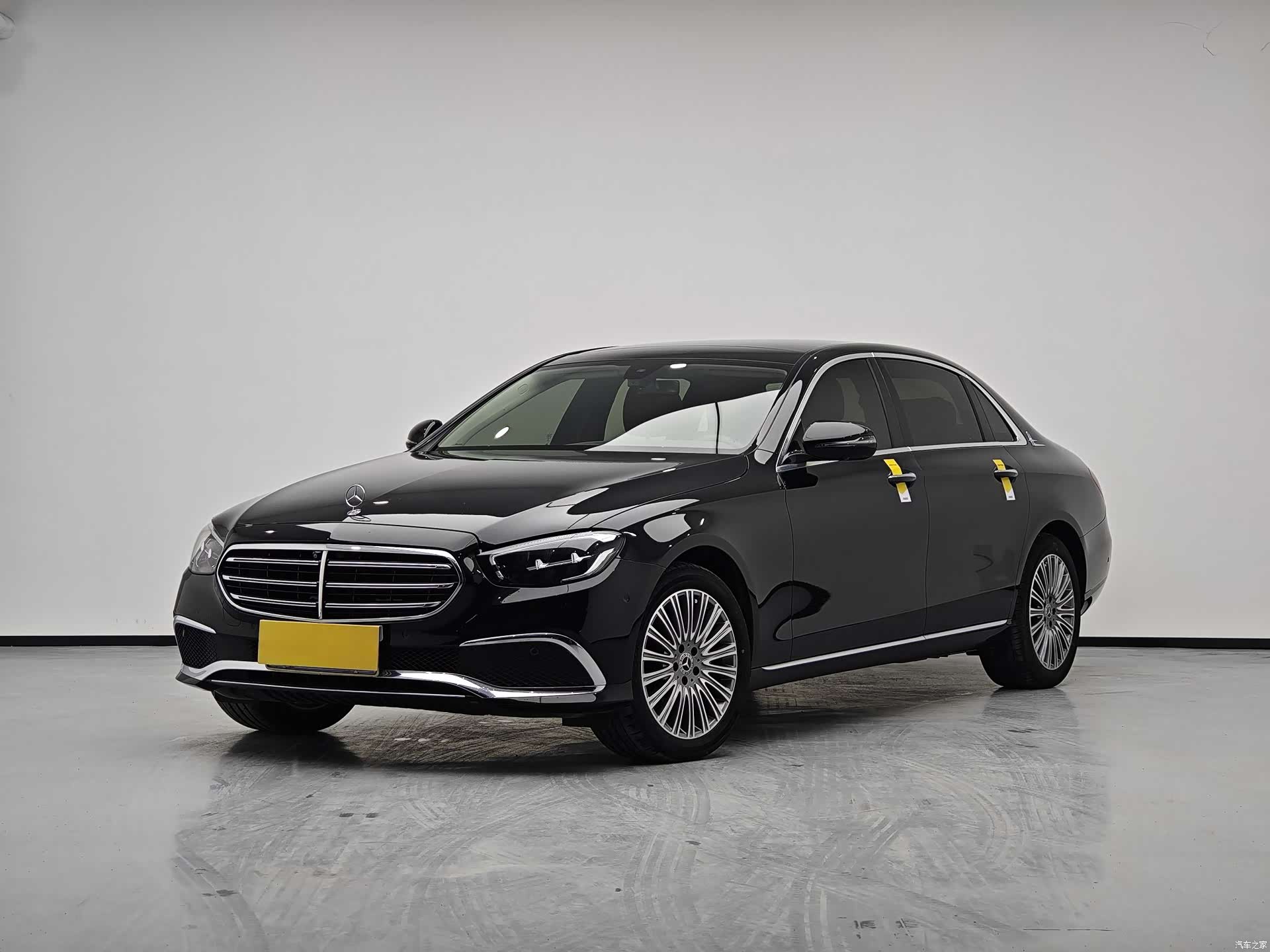 Mercedes-Benz E-Class, 2023 1