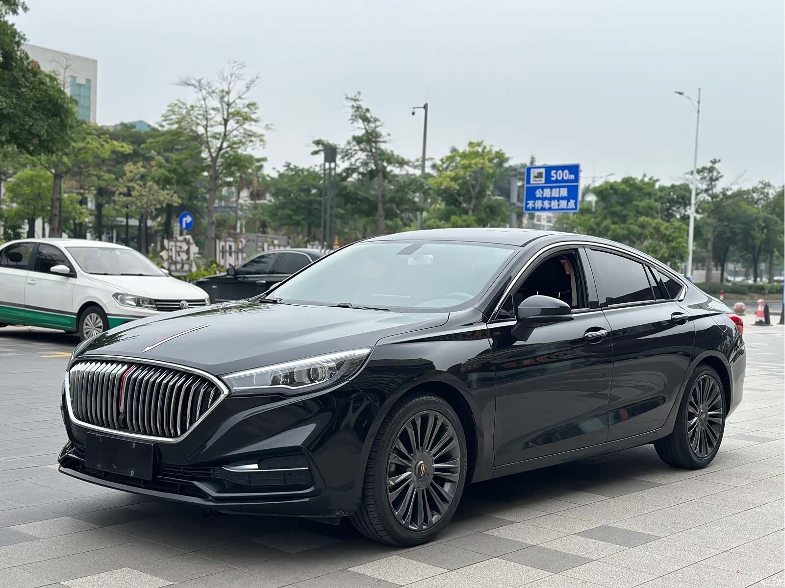 Hongqi H5