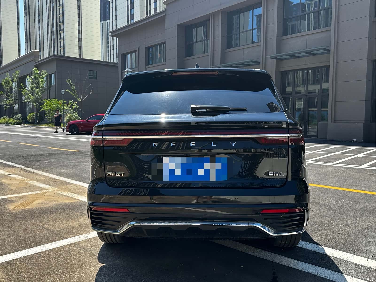 Geely Xingyue L, 2026 8